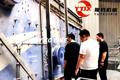 河南機(jī)制砂生產(chǎn)線總承包項(xiàng)目，立軸式制砂機(jī)、2061雙軸水平